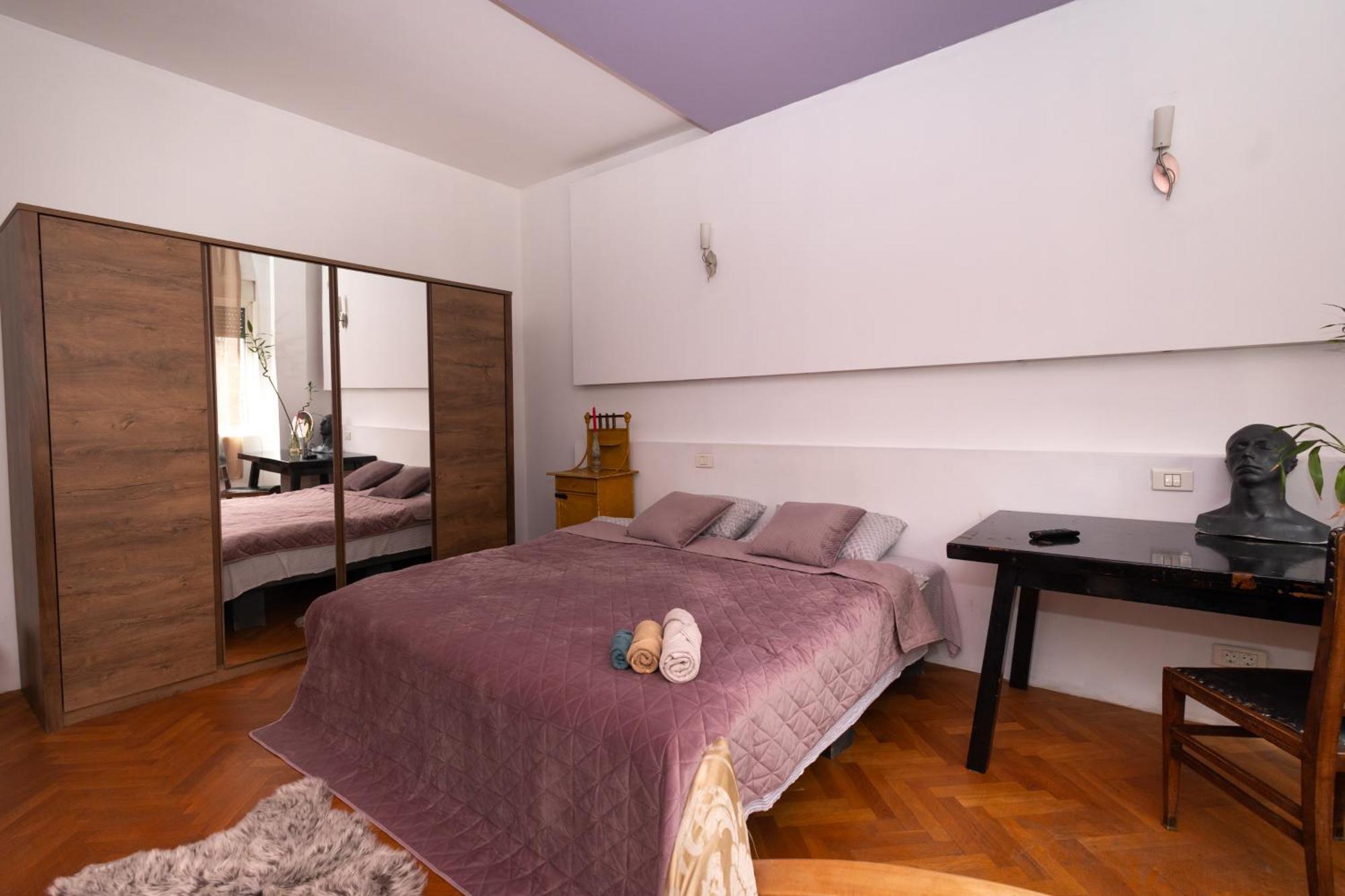 Shared Retro Vintage Luxury Apartment Bukarest Exterior foto