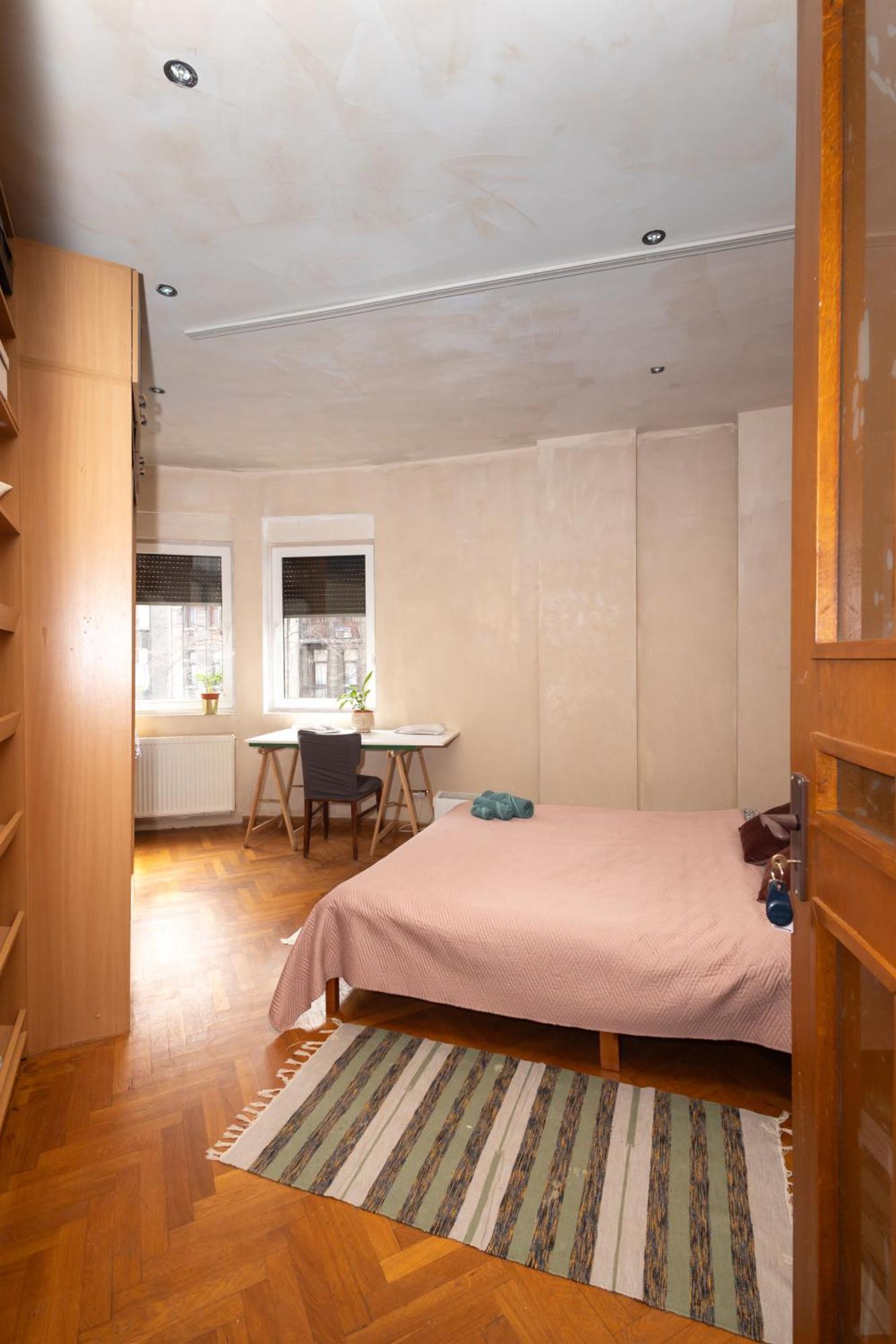 Shared Retro Vintage Luxury Apartment Bukarest Exterior foto